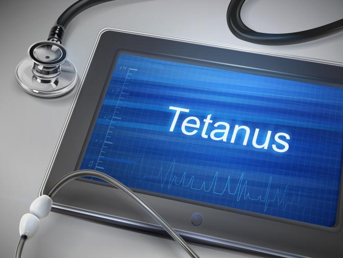 What are some signs of tetanus?