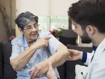 Rheumatoid arthritis: Scientists stop tissue damage